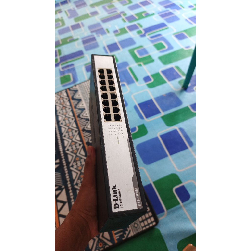 switch hup d link 16 port normal