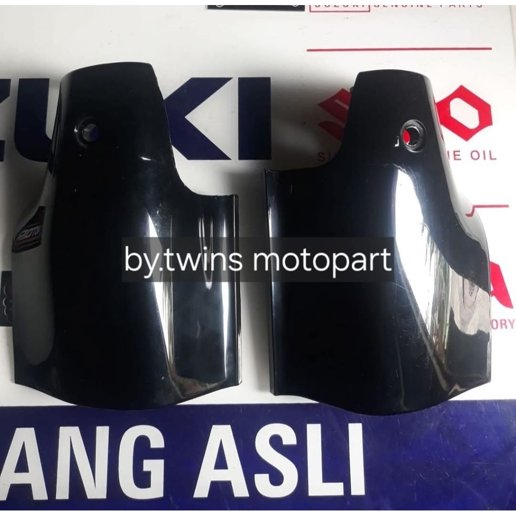 tutup spakbor depan suzuki tornado asli original genuine part
