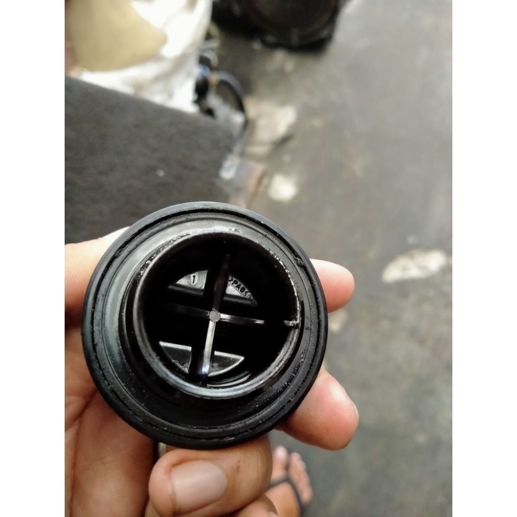 tutup oli  mesin mobil Toyota Avanza Xenia grandmax Rush copotan original