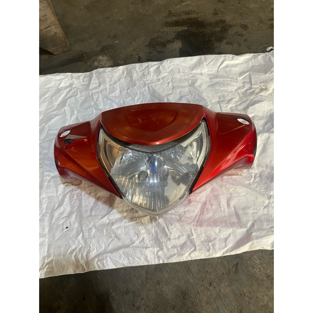 Batok depan set reflektor lampu depan Suzuki spin 125 original lepasan copotan motor