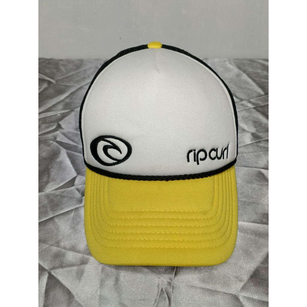 Snapback Caps, RIP  CURL Trucker.Second Original
