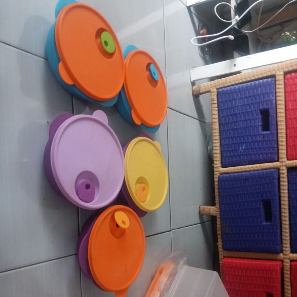 Cwl dewasa tupperware