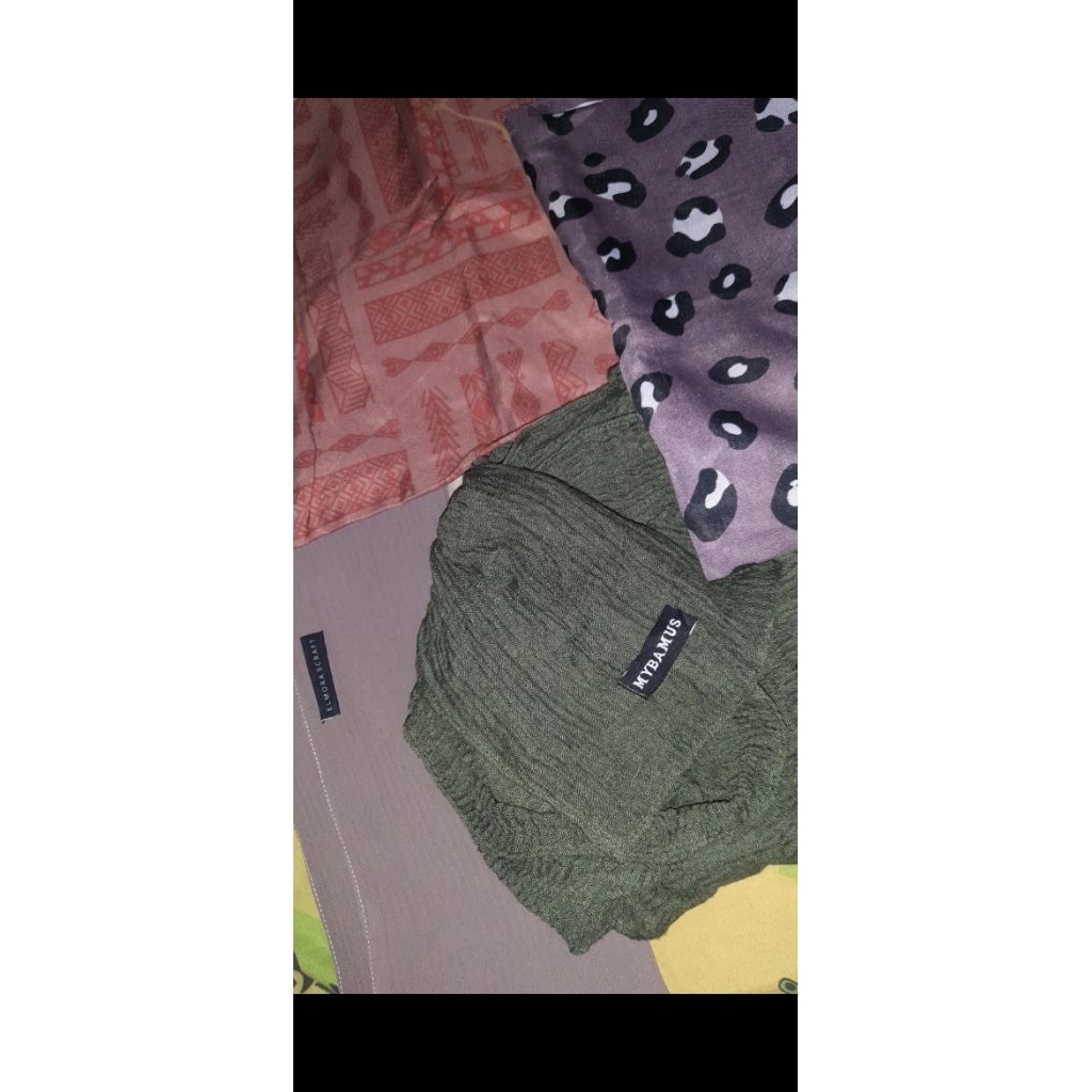 Hijab.Preloved/Pashmina/Segiempat/Motif/Crinkle