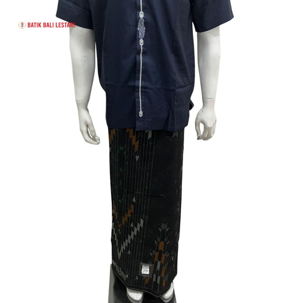 Batik Bali Lestari Sarung Samarinda Harum Cendana Dasar Hitam (SR0404)
