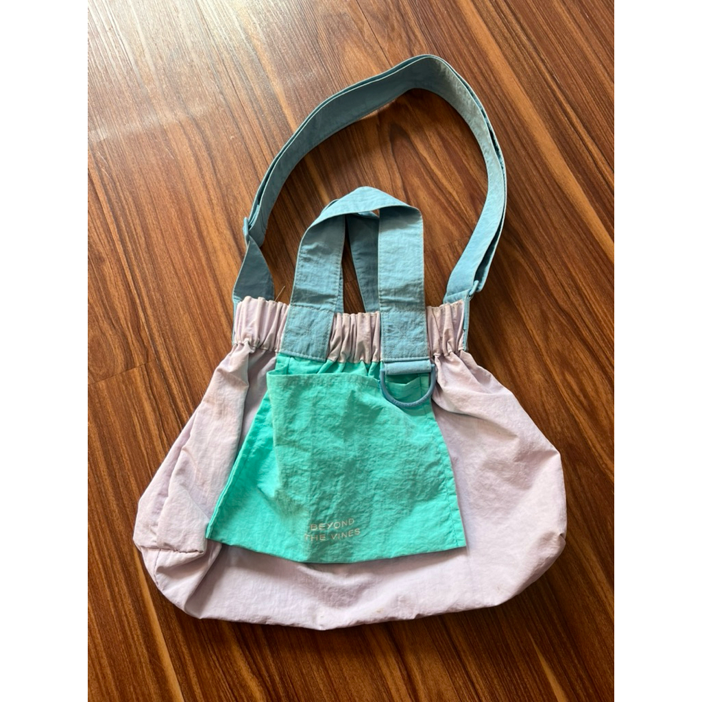 BTV beyond the vines dumpling bag preloved