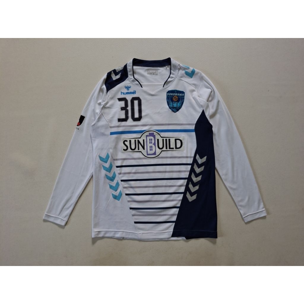 JERSEY BOLA HUMMEL CLUB J.LEAGUE YOKOHAMA FC LONGSLEEVE ORIGINAL 100%