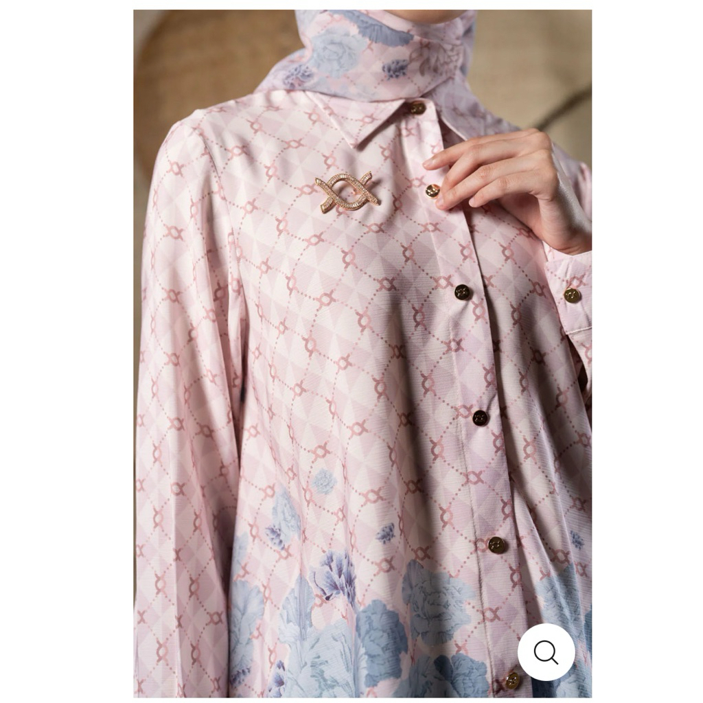 Rosette Wearing Klamby Candyfloss