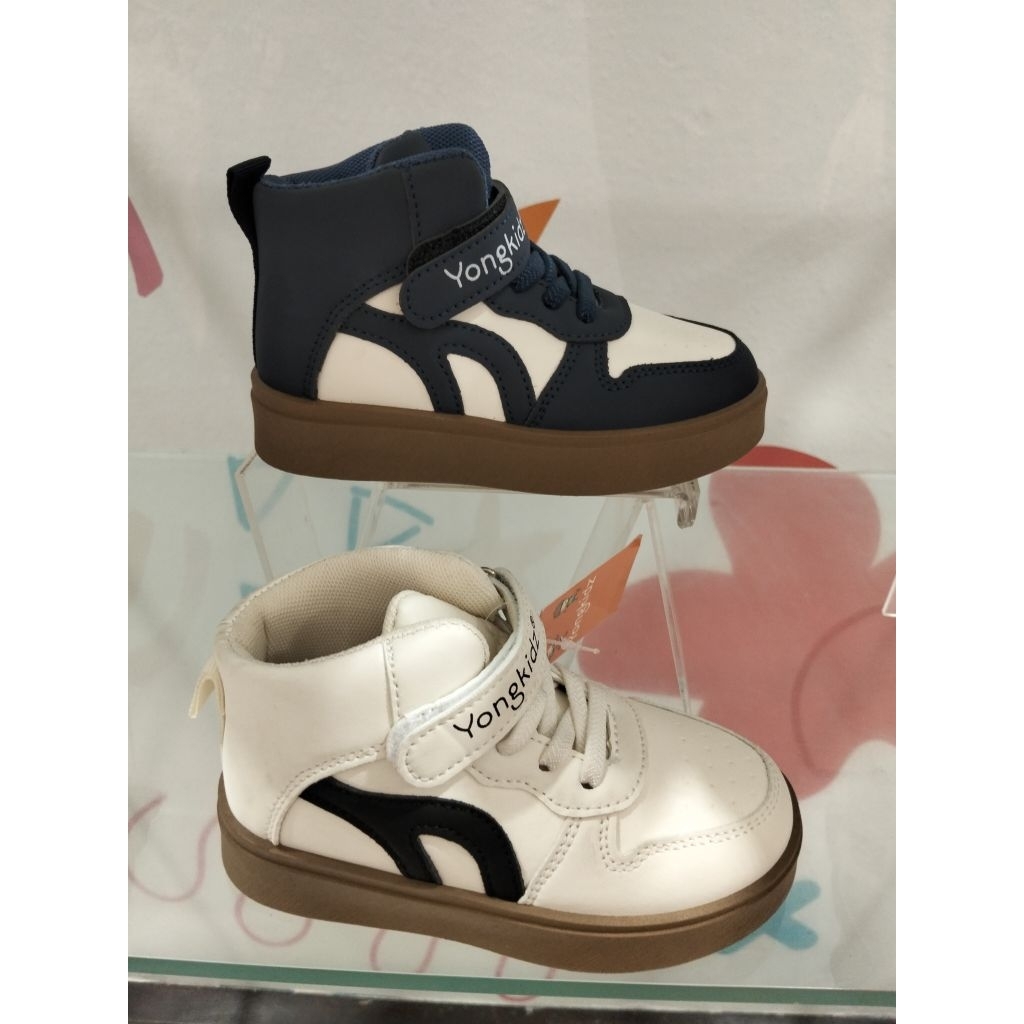 sepatu anak sneakers cowok keren Yongkidz matahari store