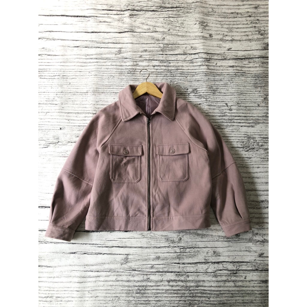 work j uniqlo woll mewaaaaaah