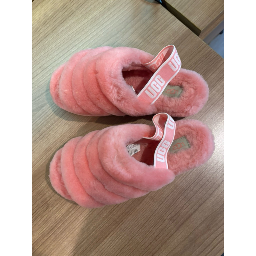 Original UGG Fluff Yeah Slides - Pink - Adult Size Ukuran Dewasa - Preloved With Box