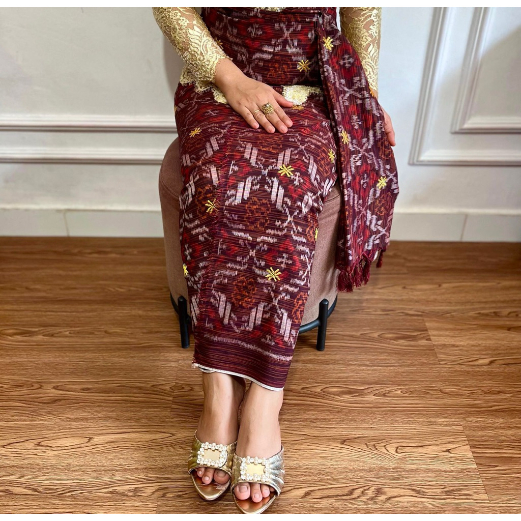 Kamen lembaran endek tenun lasem tabur emas set selendang dengan motif terbaru mewah dan elegan / BE