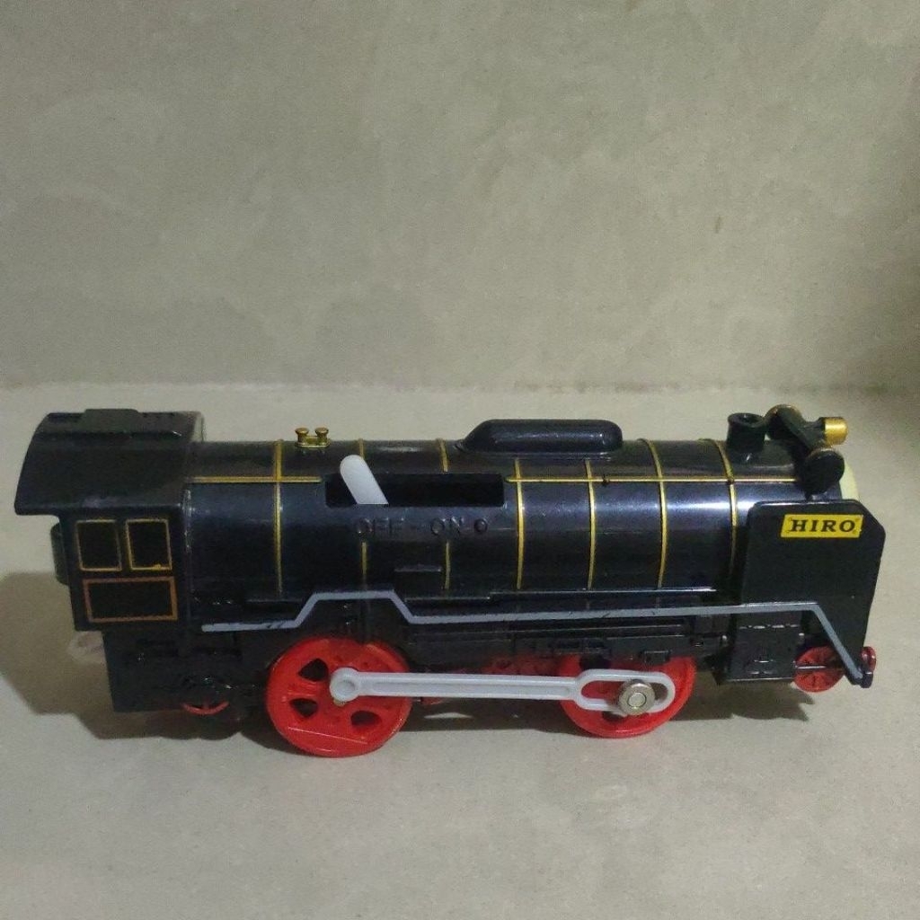 Tomy plarail hiro