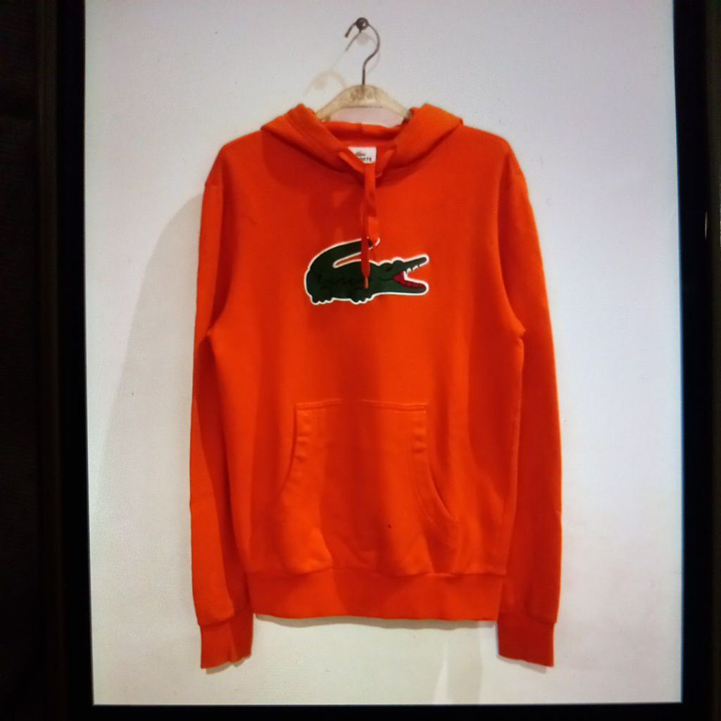 hodie lacoste