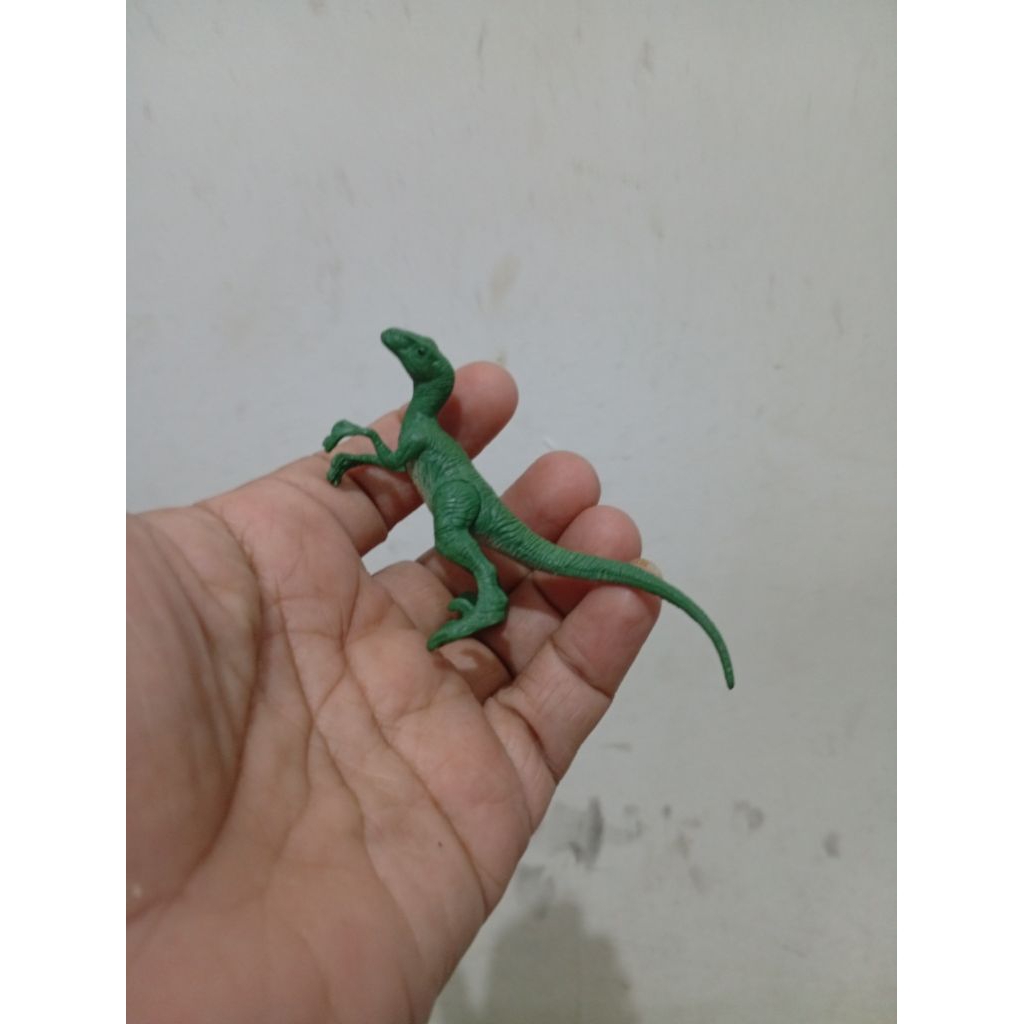 mini figure Velociraptor Jurassic world Mattel