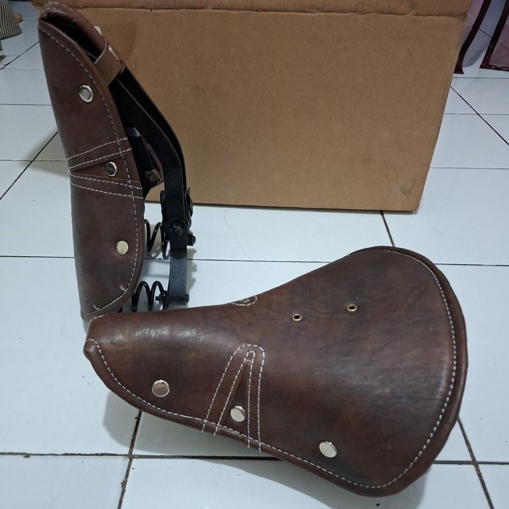 Sadel Sepeda Ontel/ Jengki Model Kulit Tery