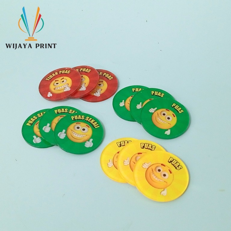 Koin Akrilik kotak saran