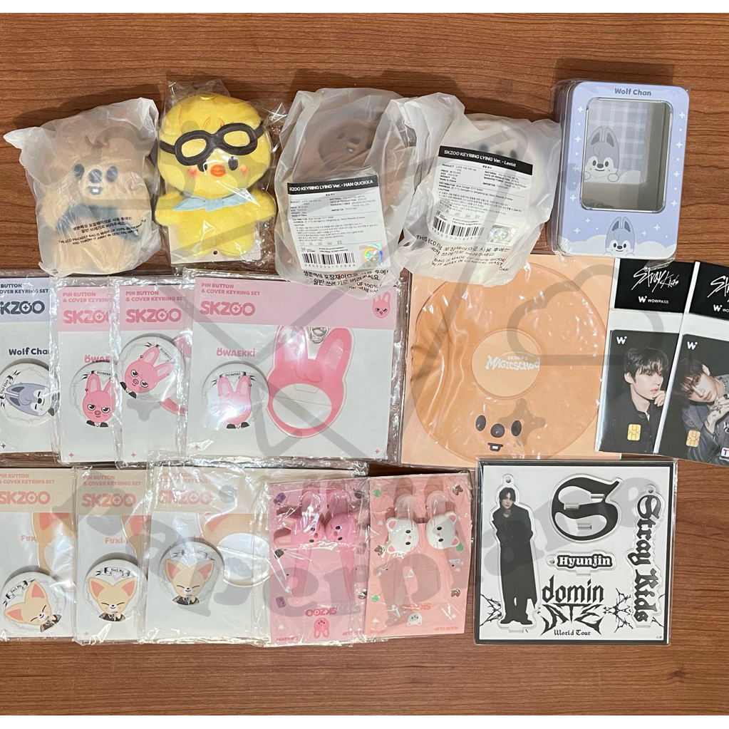 [READY STOCK] SKZOO STRAY KIDS PLUSH 10CM PIN BUTTON HAIRCLIP TUBE