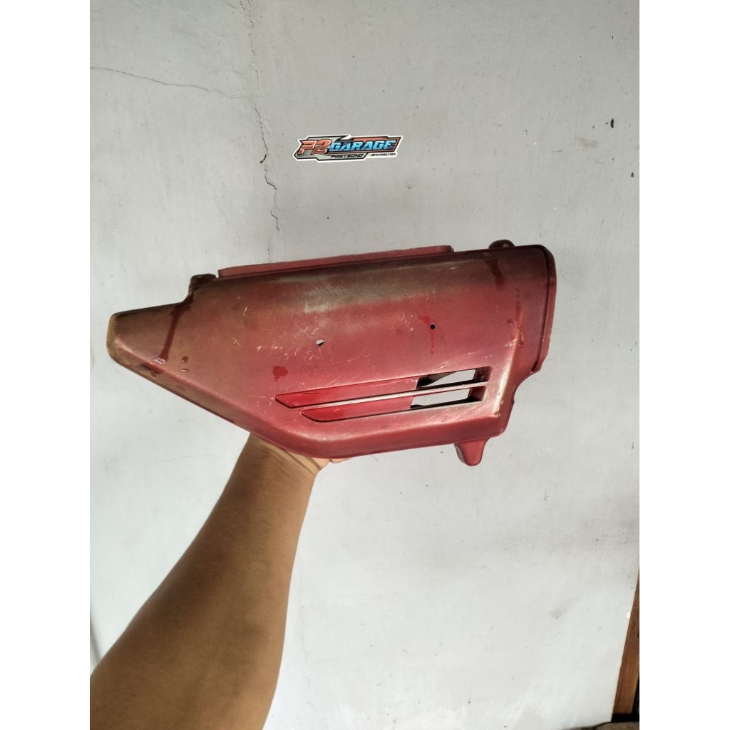 Tepong kanan gl100 original