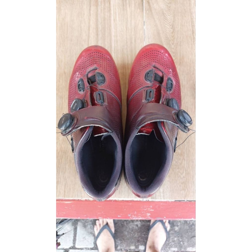 Shimano RC7 Size 43E - Red