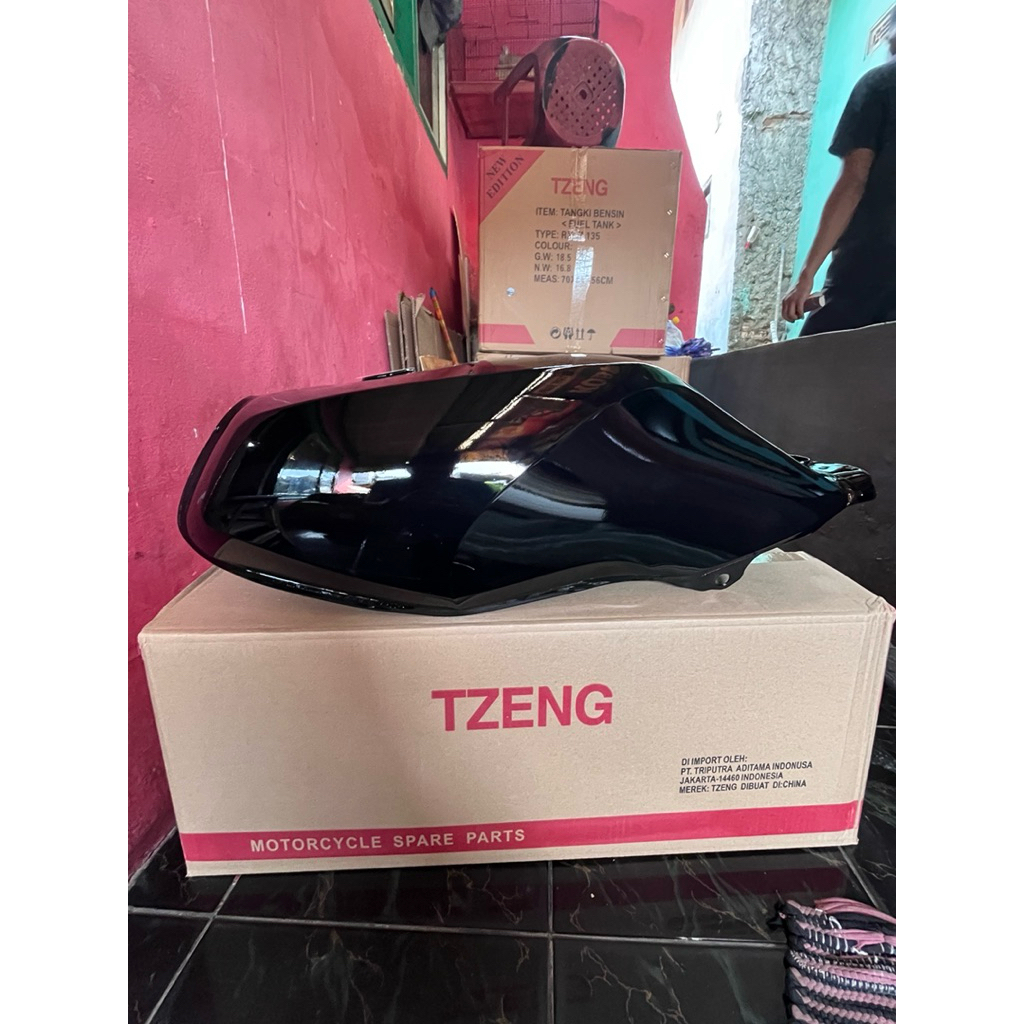 tangki tangki RXZ tangki bensin yamaha rxz warna hitam glosi
