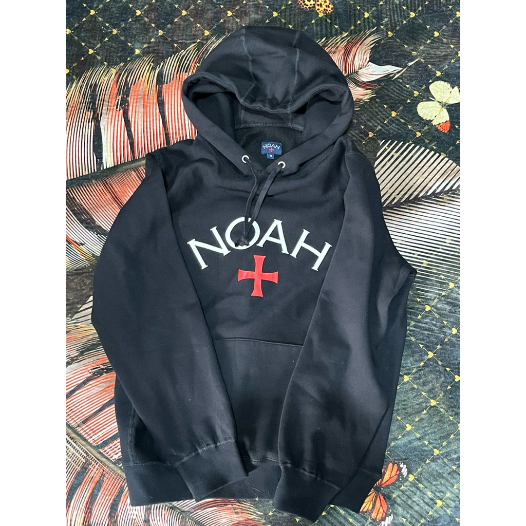noah core hoodie black