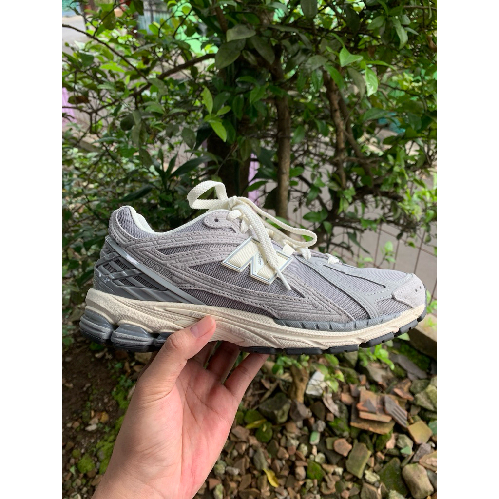 NB 1906r size 42 100% original