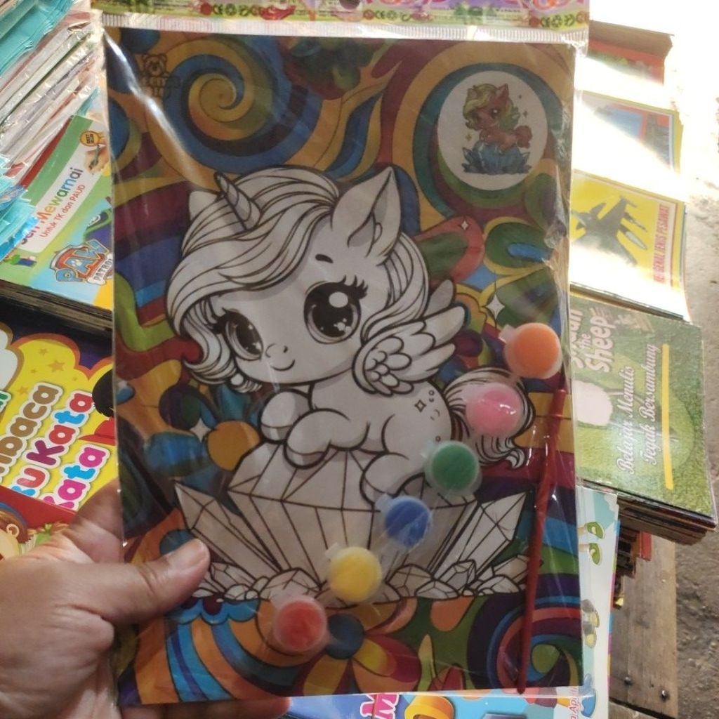 buku mewarnai cat air