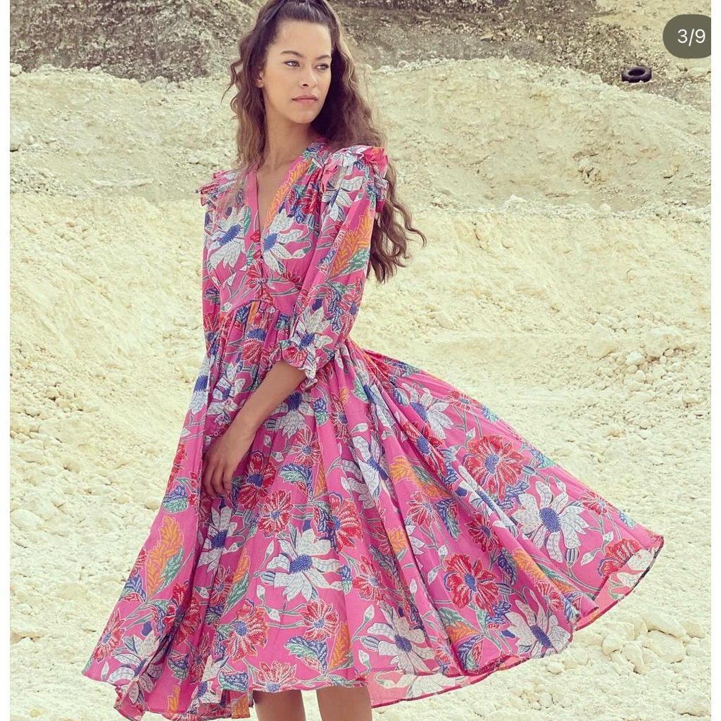 The story of dress ZANTHE MIDI DRESS WILD FLOWER PINK SAKURA