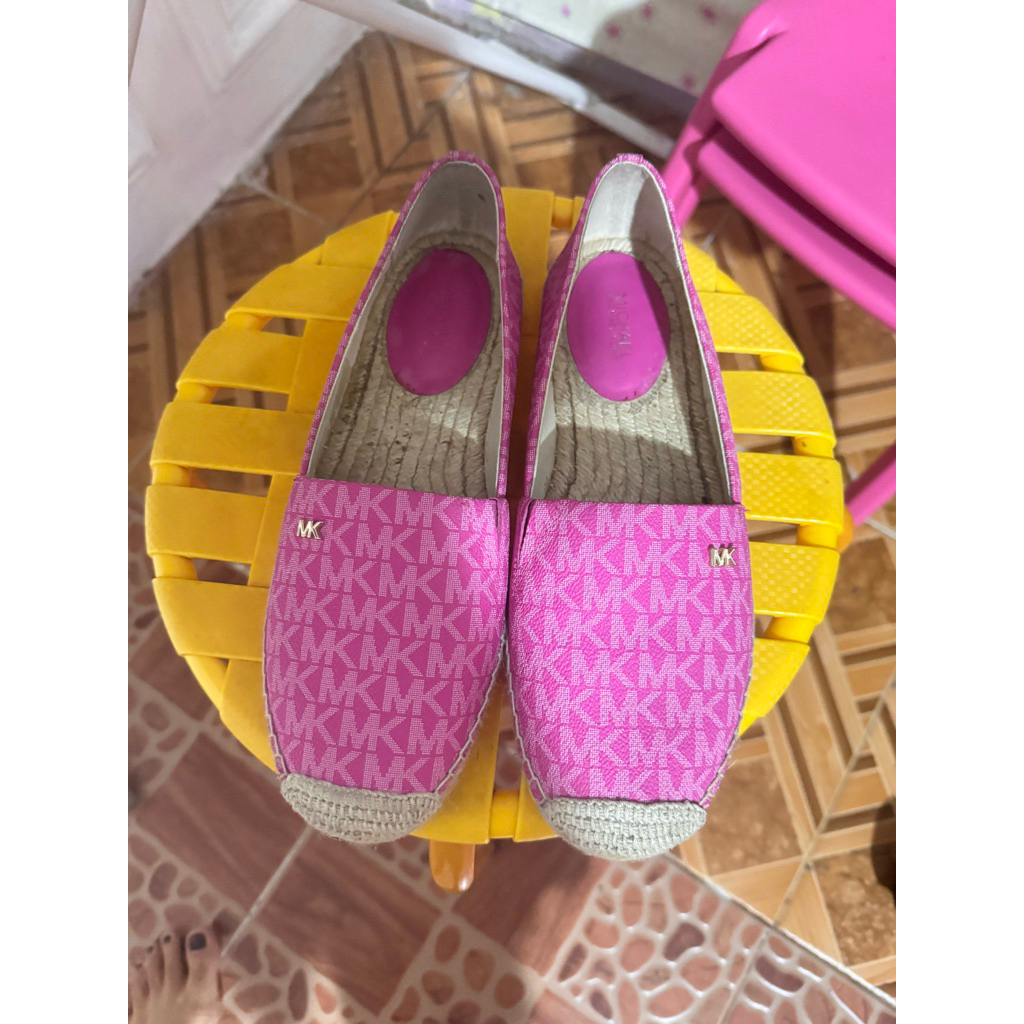 sepatu michael kors original