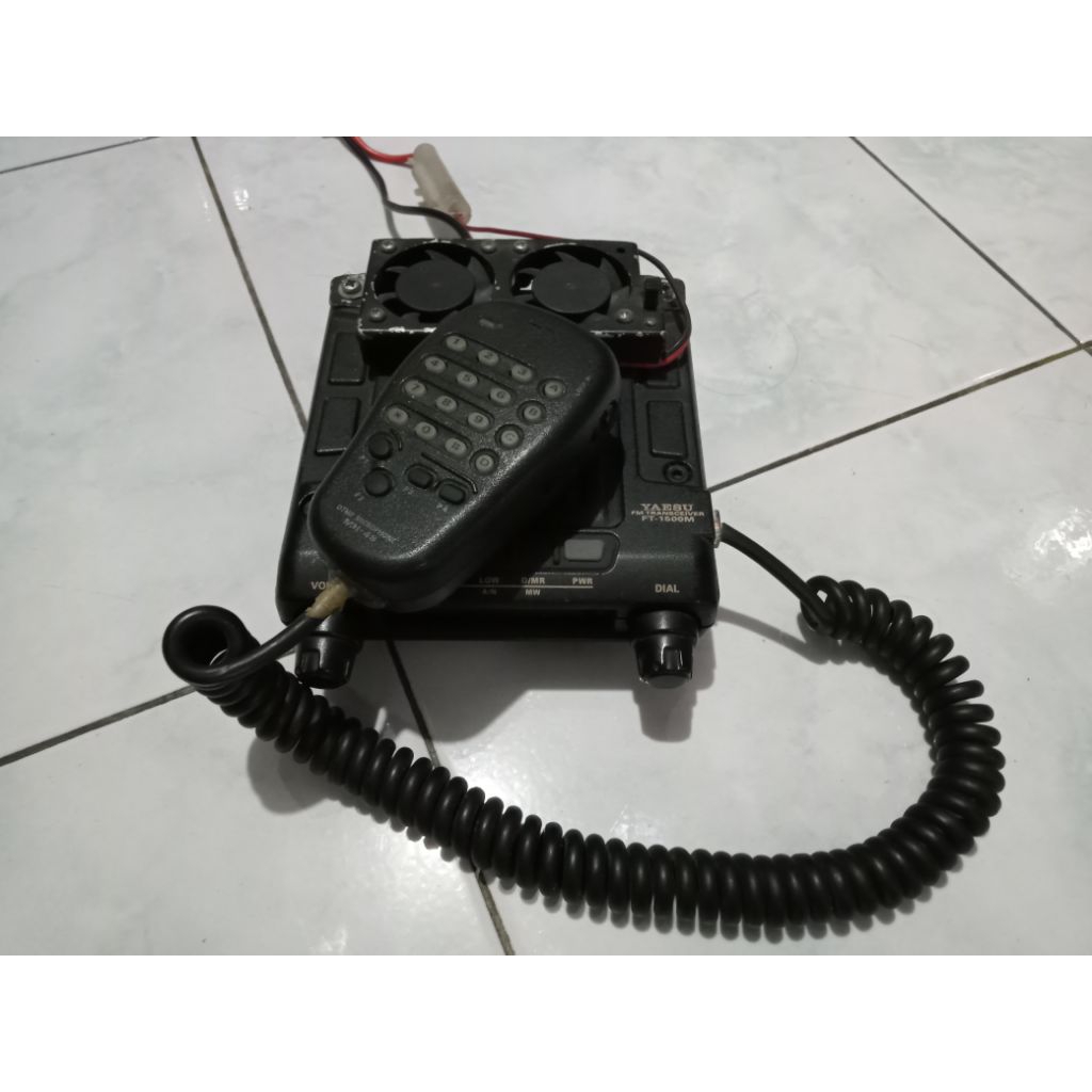 Rig VHF Yaesu FT-1500 normal Masih segel