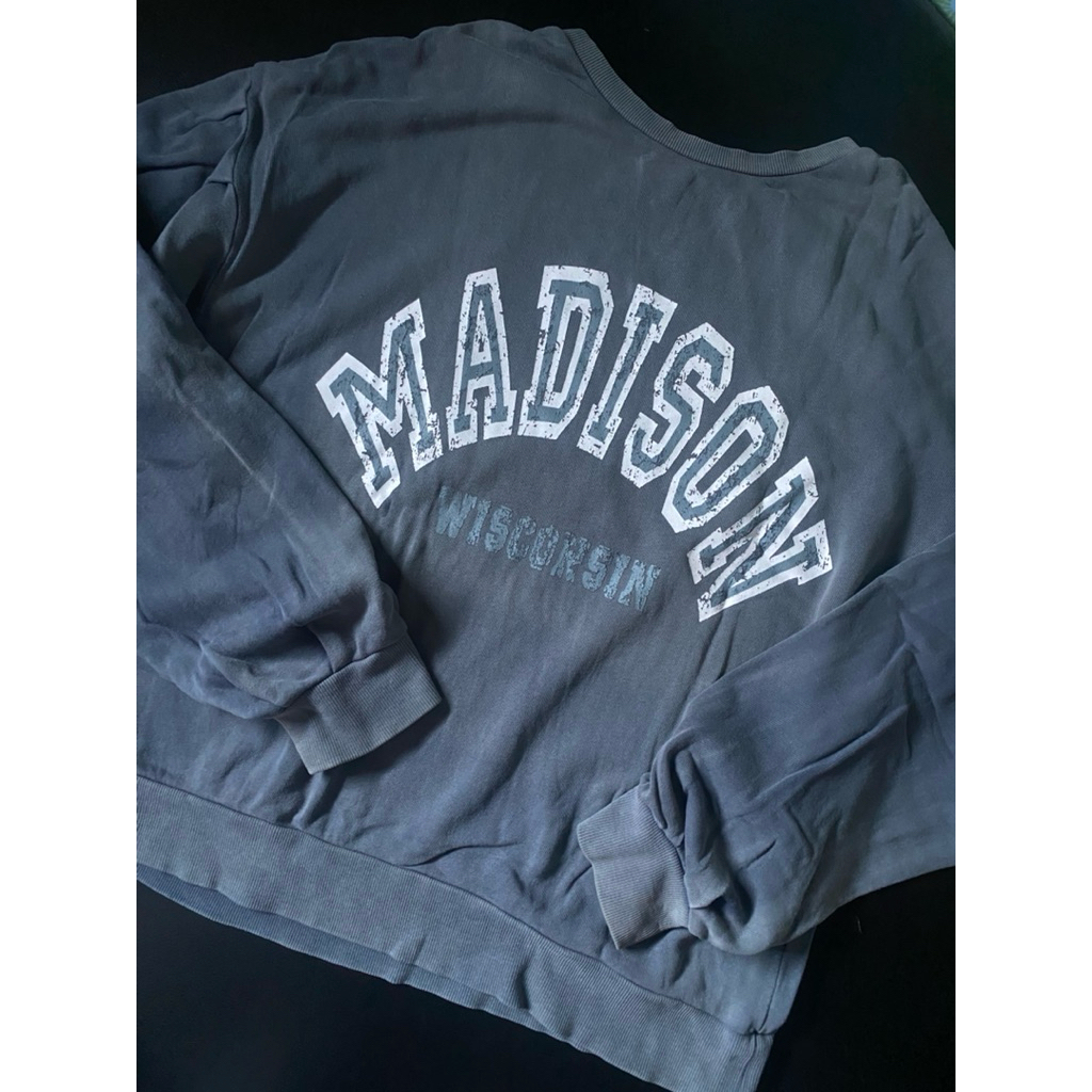 Crewneck Oversize Lengan Balon (prelove)