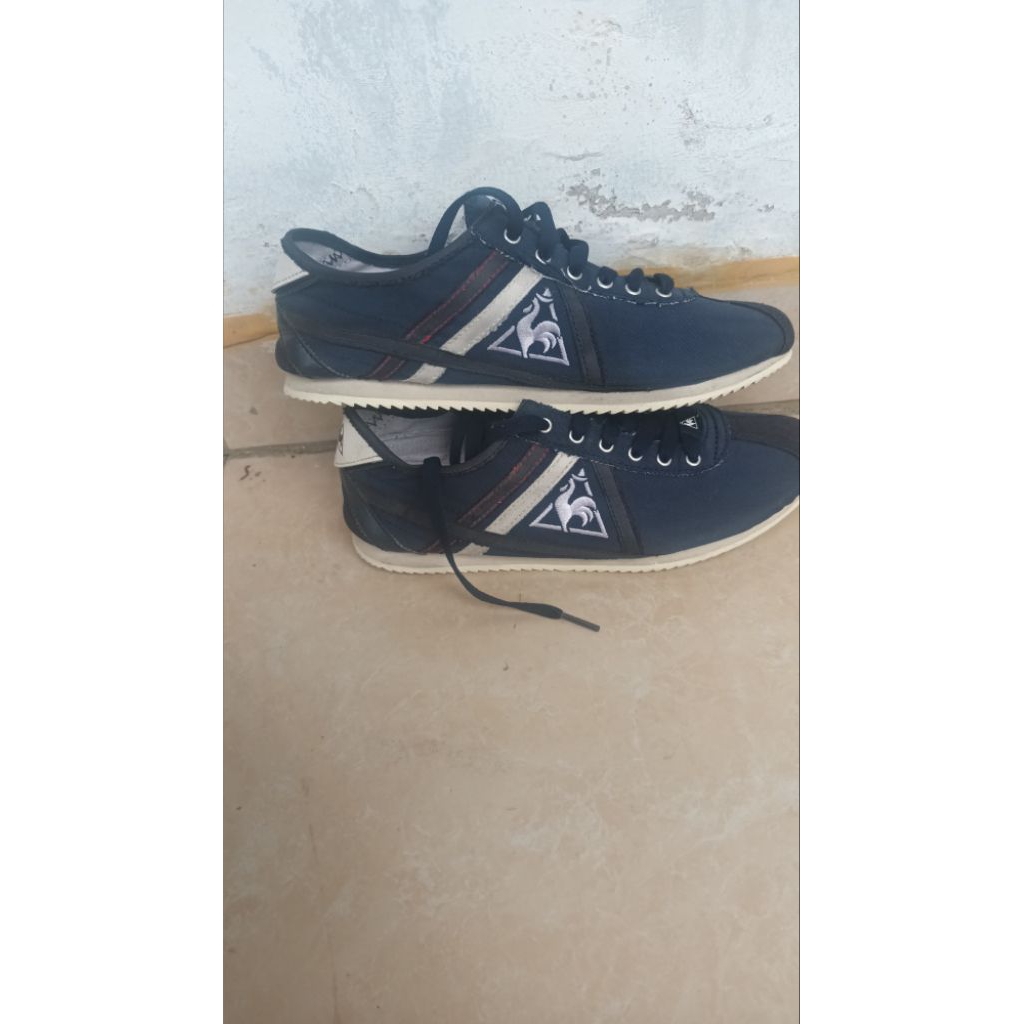 preloved sepatu le coq sportif sz 40 insol 25cm