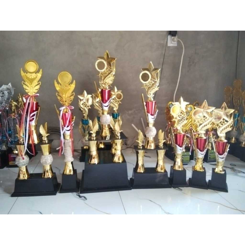 PIALA LOMBA MERPATI