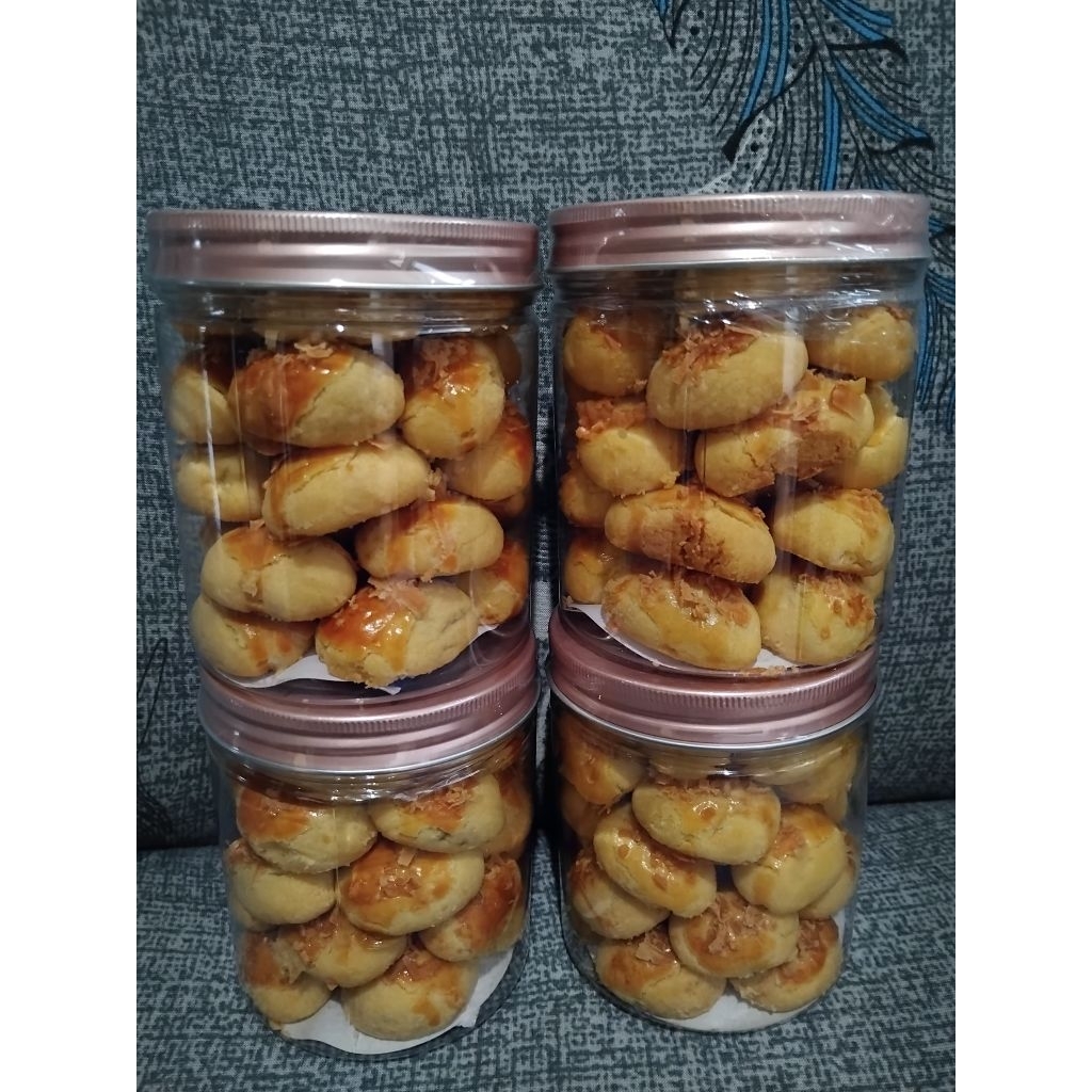 NASTAR KEJU (Toples tabung 600 ml)