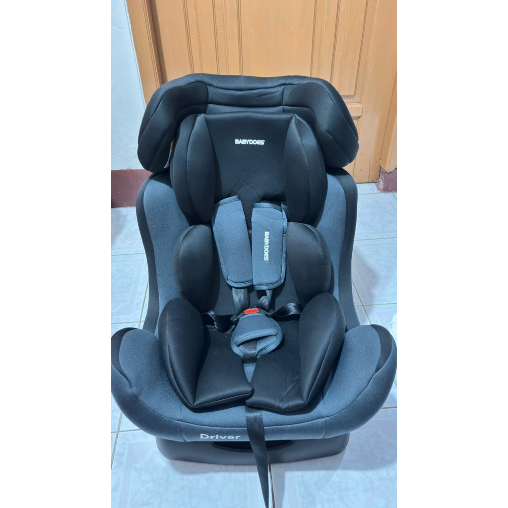 babydoes car seat driver