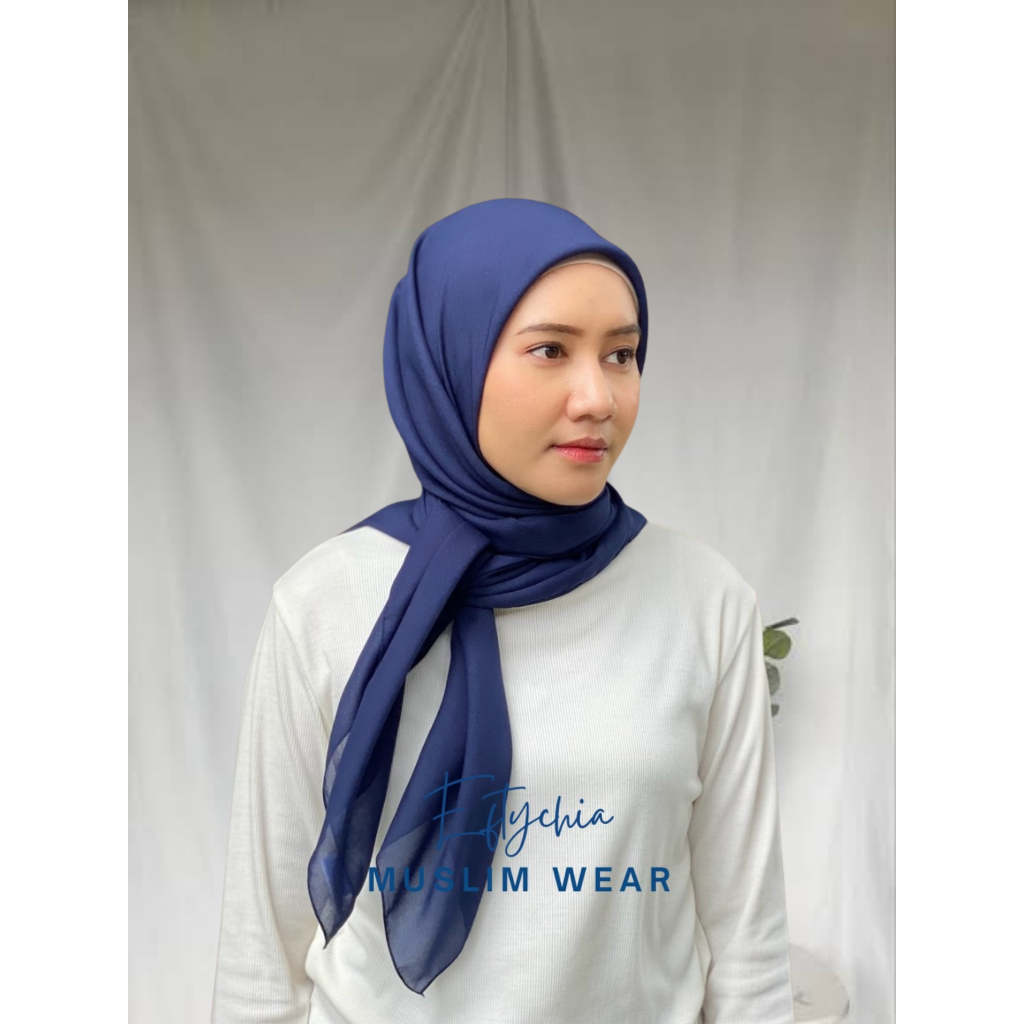 Hijab Segiempat Pollycotton | Dark | Eftychia Muslim Wear
