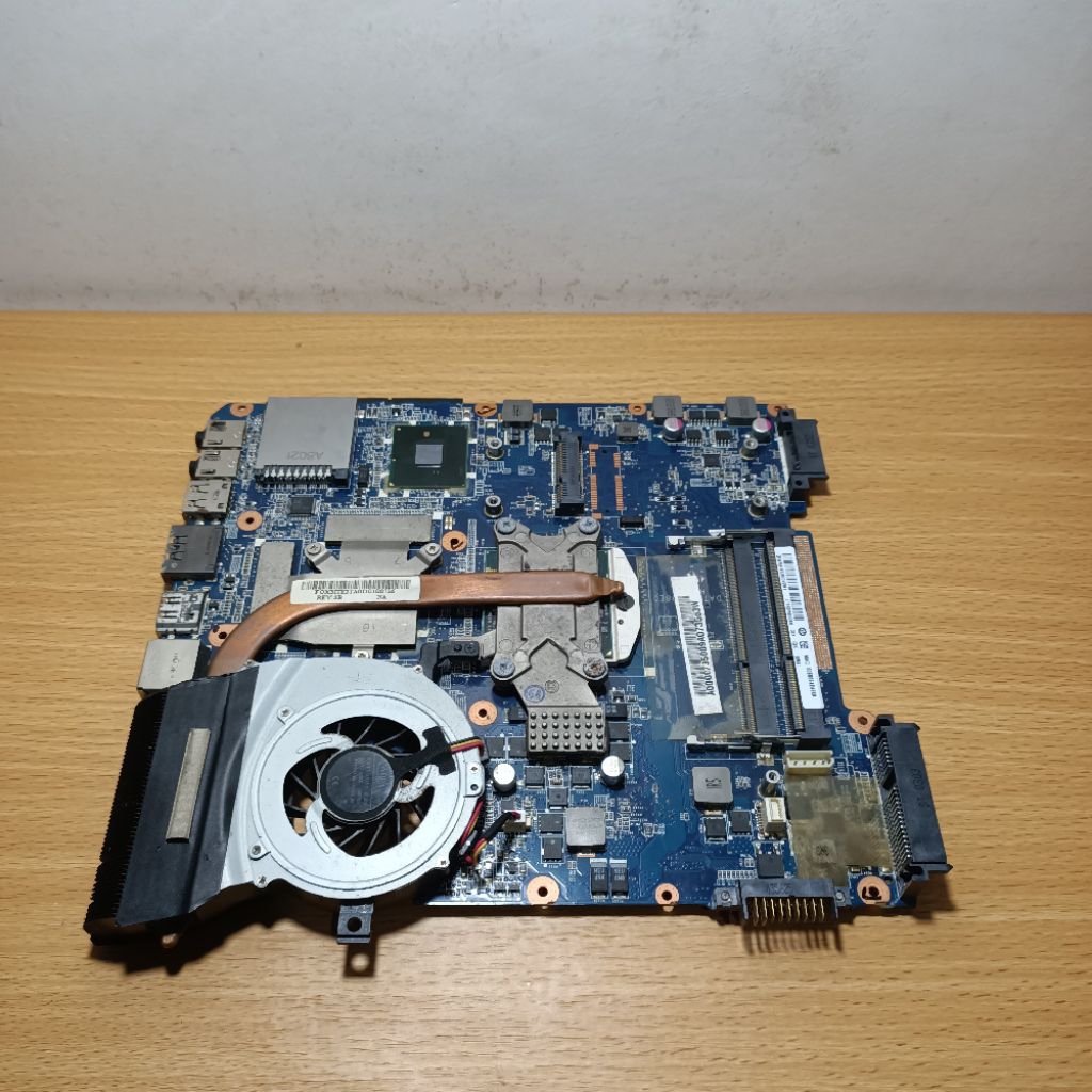 Motherboard Mobo Mesin Normal Laptop Toshiba Satellite L640 L645