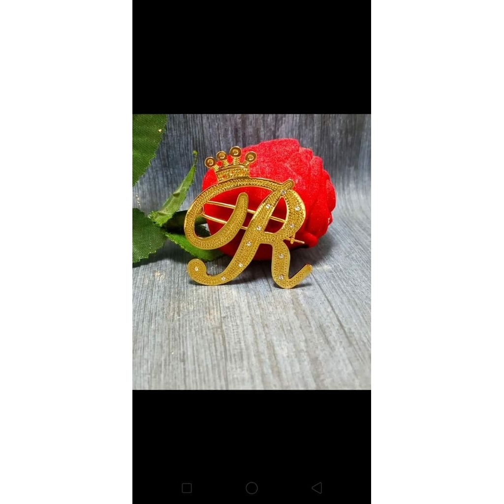 Bros inisial Huruf Cantik Mewah Elegant LapisanEmas