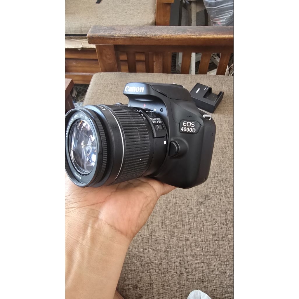 canon 4000D