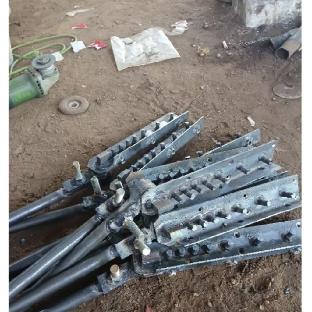 Alat Penekuk Besi Manual Baja Tebal PembengkokBesi Beton Kuat dan Presisi Alat Penekuk Besi Beton Ma