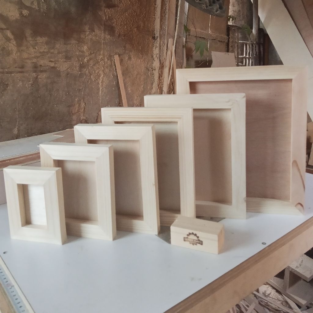Pigura Kayu Jati Belanda 2R 3R 4R 5R Frame Kayu Aistetic