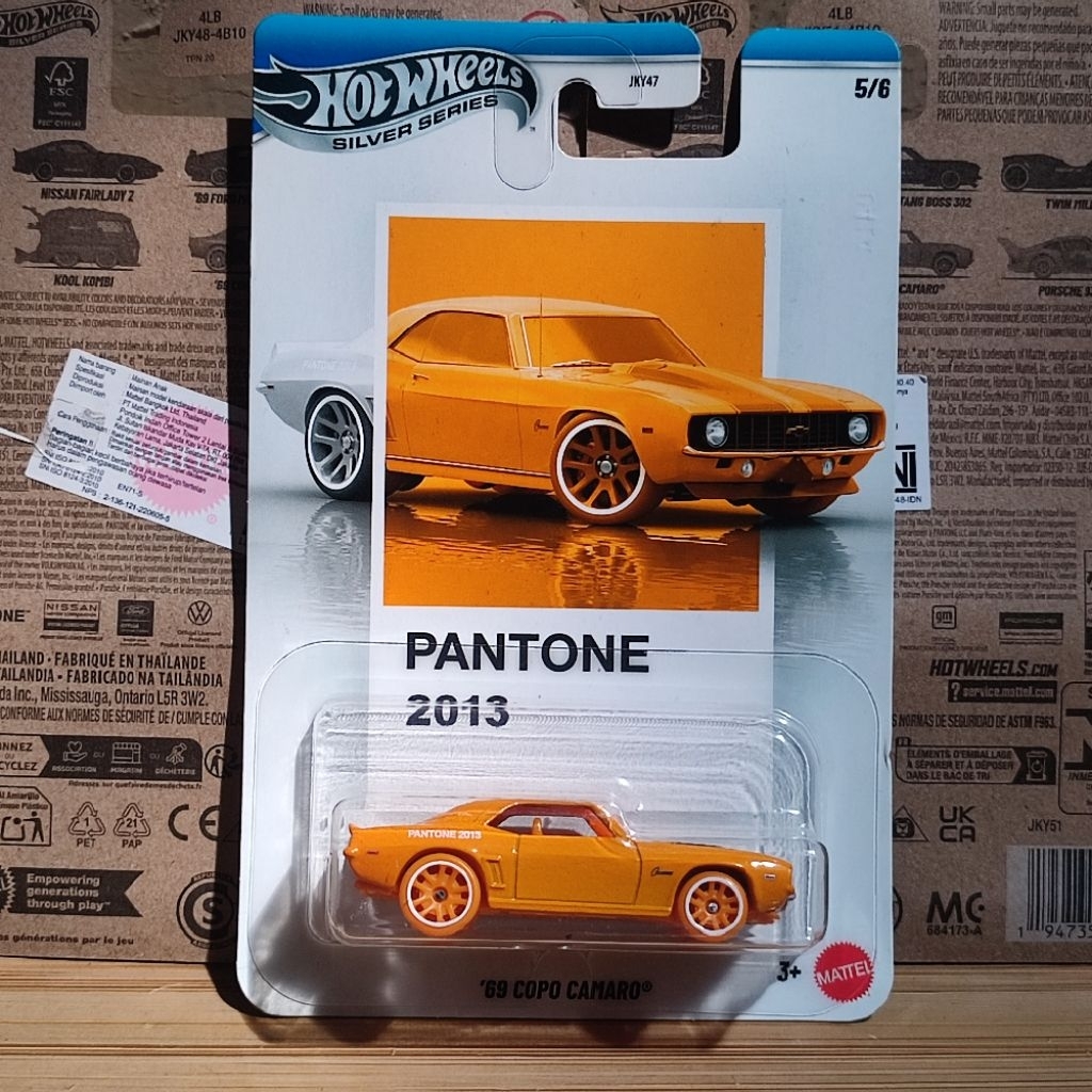 Hot Wheels Pantone '69 Copo Camaro |  Pantone Silver Series