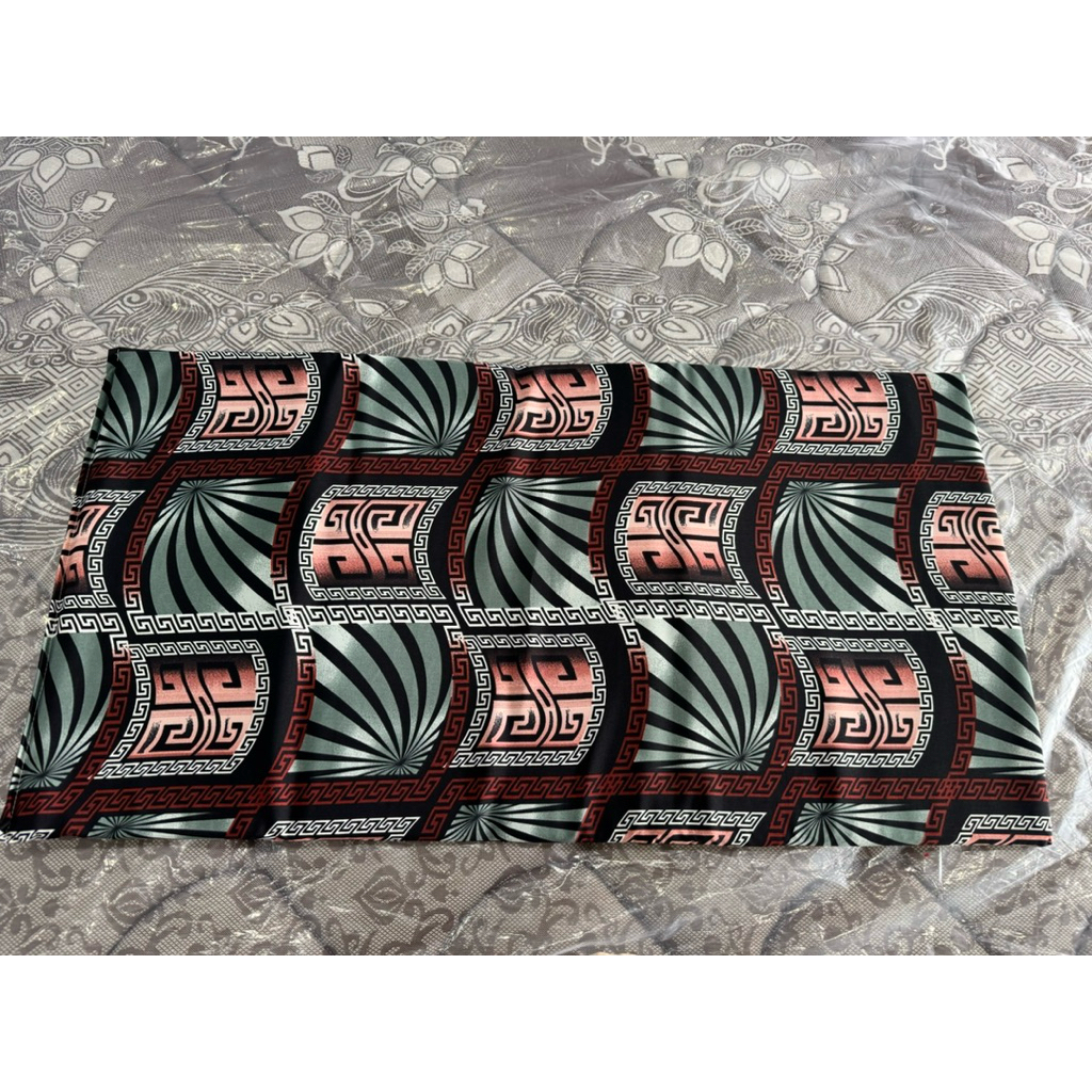 Sarung meja setrika/ Kain sarung meja setrikaan