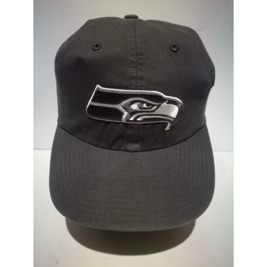 Topi 47 brand second