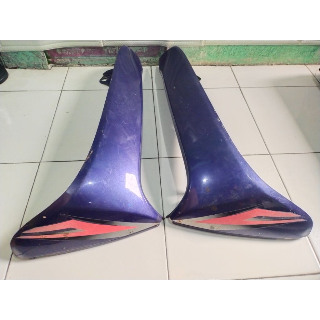 Cover sayap depan Honda Supra x ungu  original 2nd lepasan motor