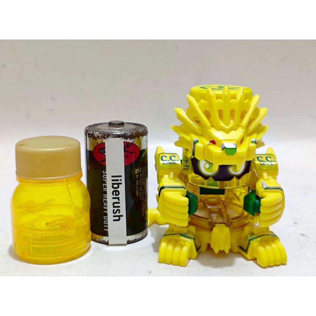 tomy bottleman cc leon bdaman b daman game figure