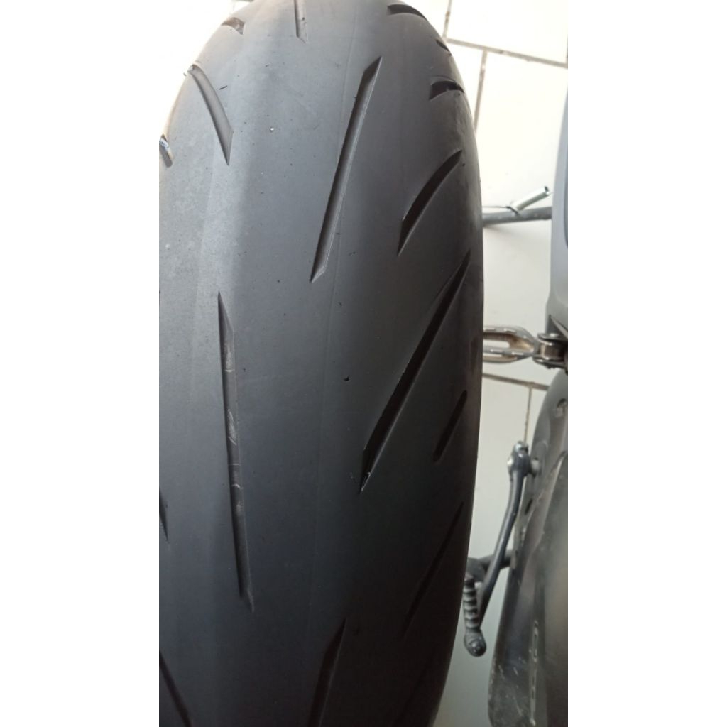 ban luar sepeda motor tubles battlax s22 160/60 ring 17