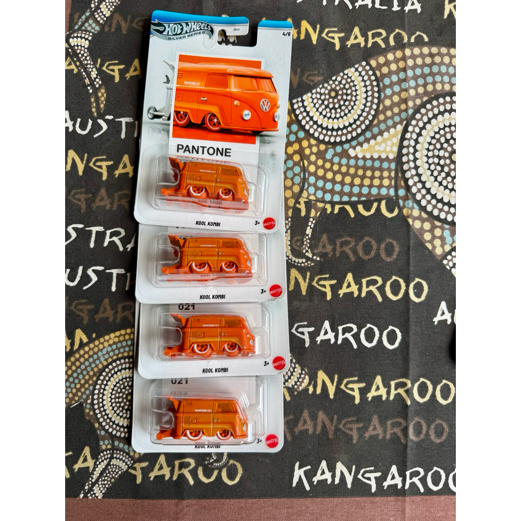 Hot wheels pantone series 2026 Cool Combi