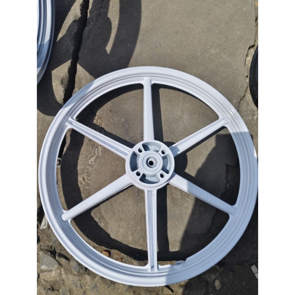 velg racing depan pnp yamaha bebek