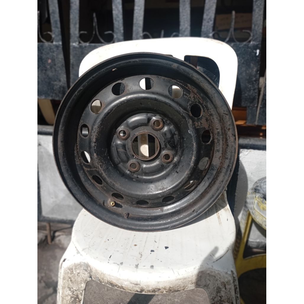 Cuma 1 Pcs Velg Kaleng Besi Oem Original Toyota Kijang Kapsul Lgx , Lsx Ukuran Ring 14 pcd 4x114.3 L